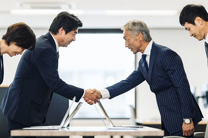 YouTubeチャンネル企業買収の成功事例と価値評価法